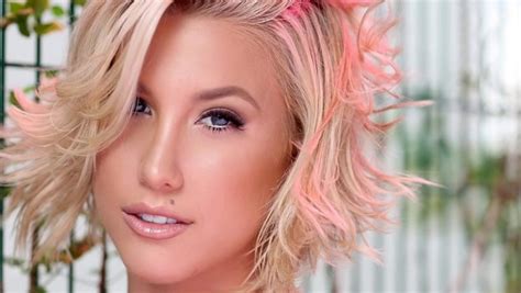 Savannah Chrisley Measurements, Net Worth, Bio,。